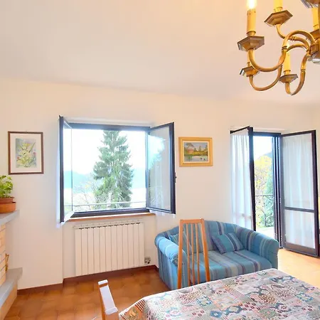 Modern Near Ski Area In Traego Viggiona Apartmán Trarego
